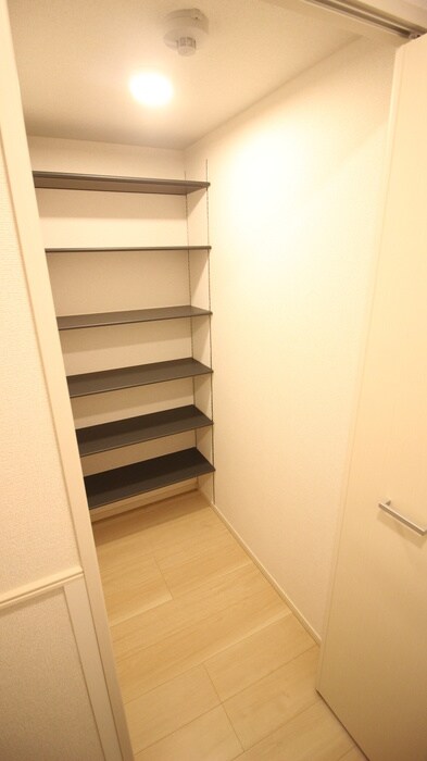 物件内観写真18　(靴箱)