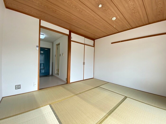 物件内観写真8　(居室)