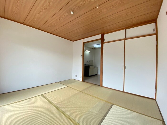 物件内観写真9　(居室)