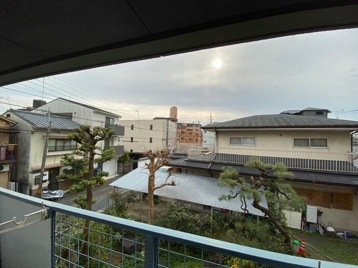 物件内観写真18　(室内からの展望)