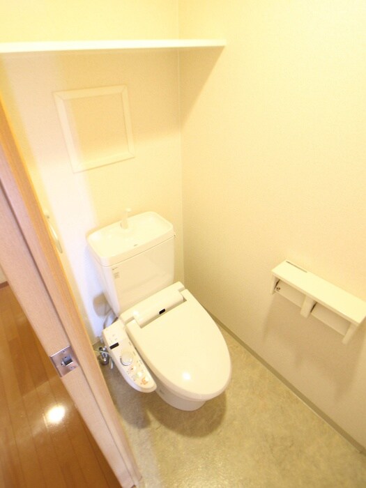 物件内観写真12　(トイレ)