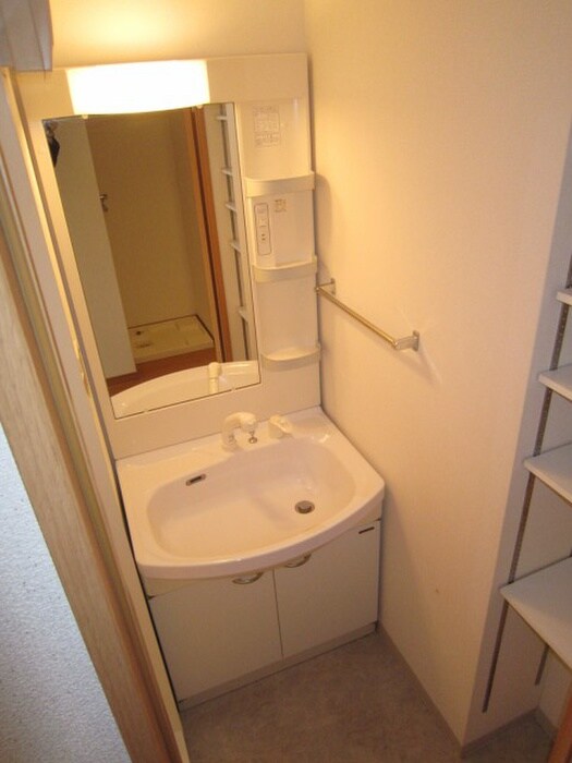 物件内観写真13　(洗面)