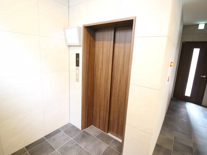 物件外観写真2　(建物設備)