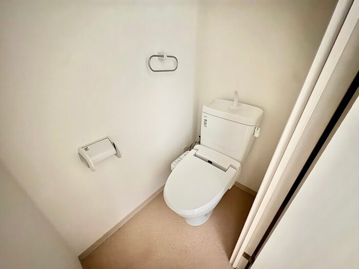 物件内観写真11　(トイレ)