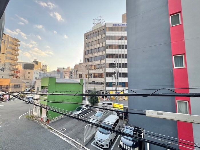 物件内観写真22　(室内からの展望)