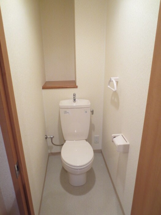 物件内観写真16　(トイレ)