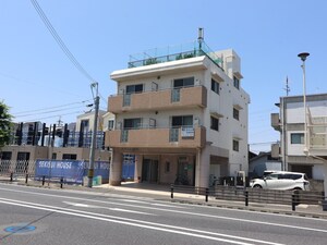 ベア－レ伸和外観写真