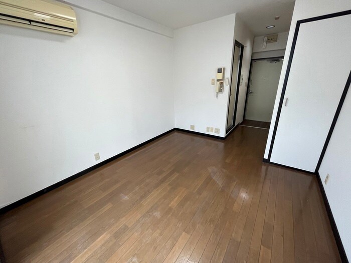 物件内観写真11　(居室)