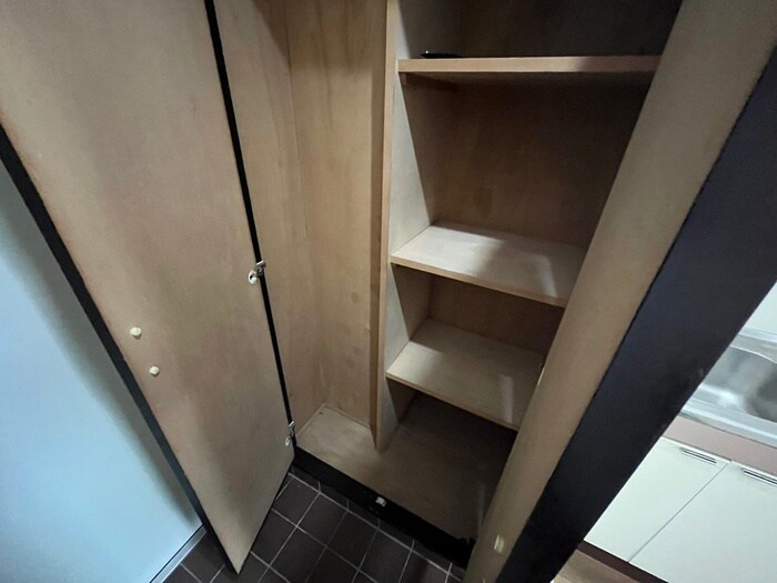 物件内観写真20　(収納)