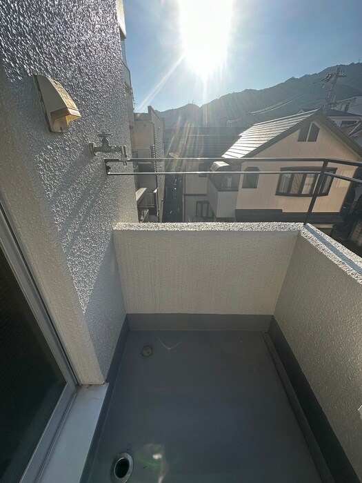 物件内観写真16　(洗濯機置場)