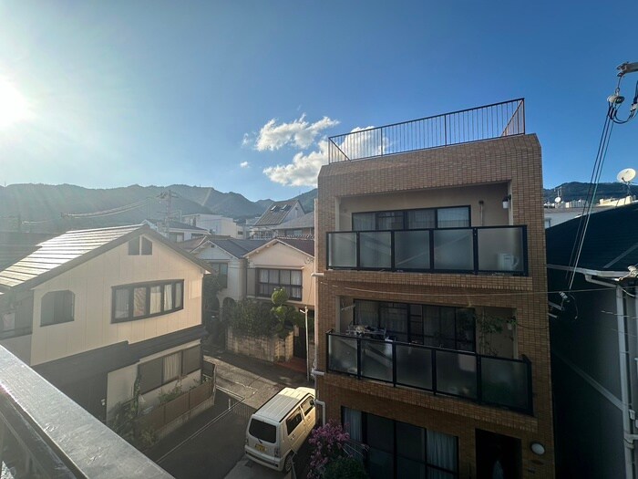 物件内観写真19　(室内からの展望)