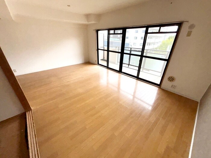 物件内観写真9　(居室)