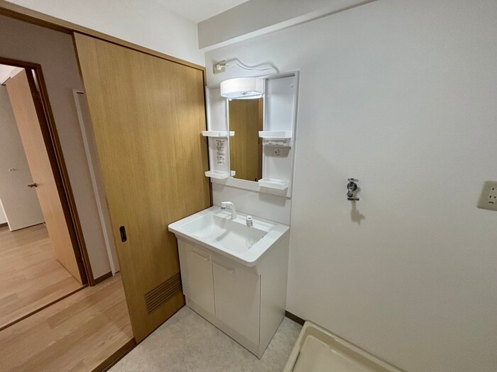 物件内観写真10　(洗面)