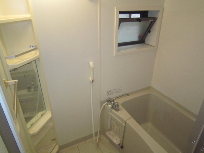 物件内観写真8　(バス／シャワールーム等)