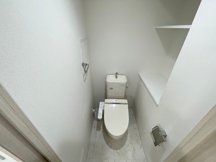 物件内観写真12　(トイレ)