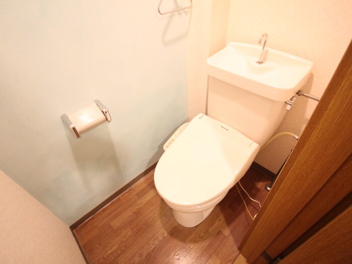 物件内観写真13　(トイレ)