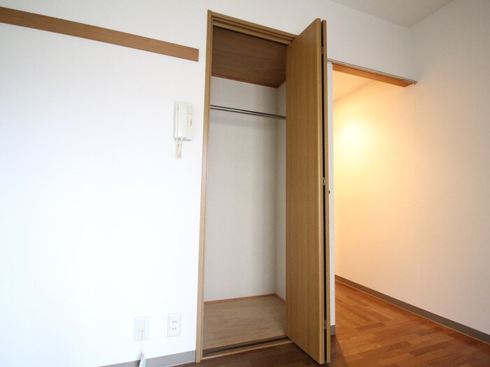 物件内観写真15　(収納)