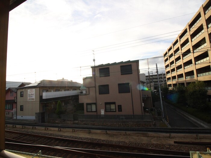 物件内観写真19　(室内からの展望)