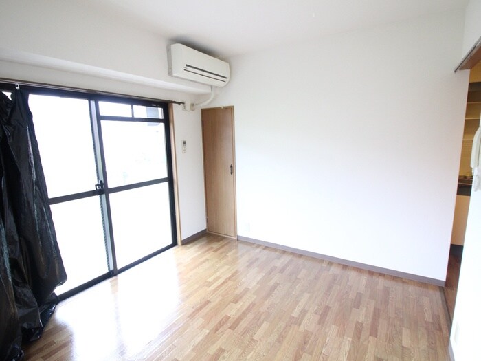 物件内観写真19　(居室)