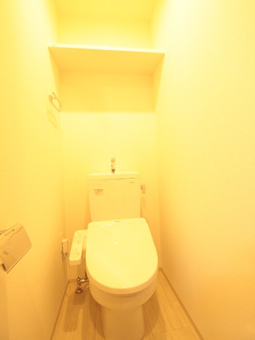 物件内観写真8　(トイレ)