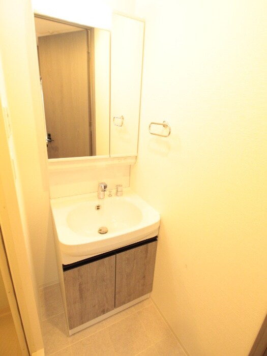 物件内観写真9　(洗面)