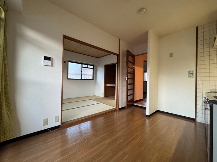 物件内観写真7　(居室)