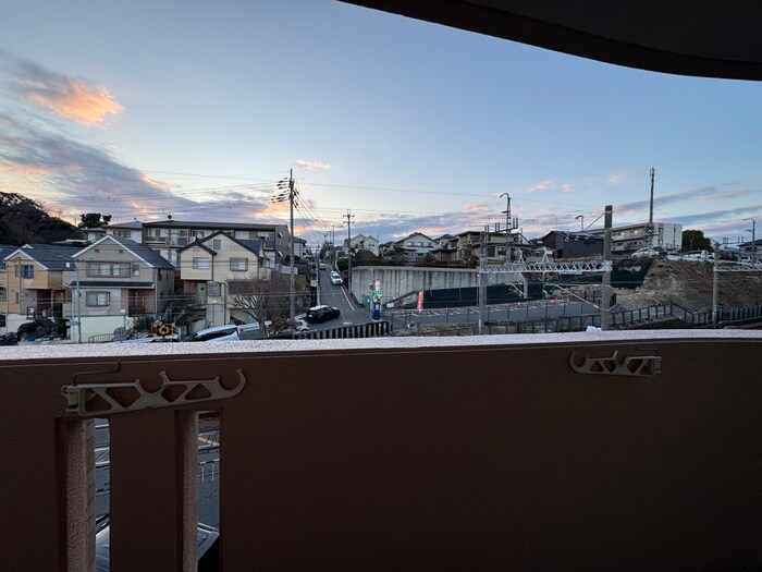 物件内観写真15　(室内からの展望)