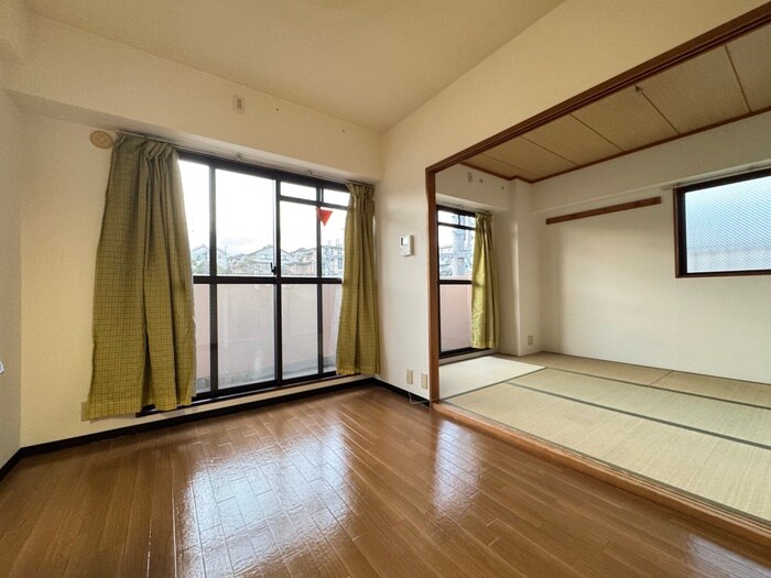 物件内観写真19　(居室)