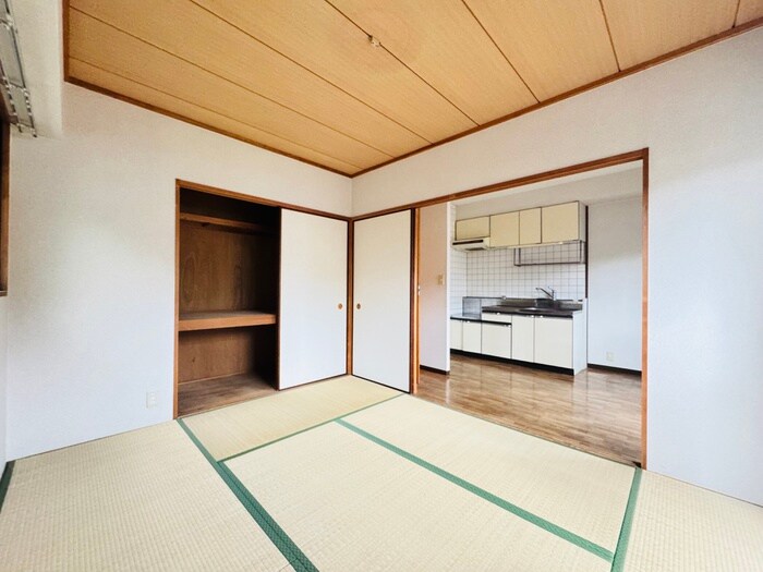 物件内観写真19　(居室)