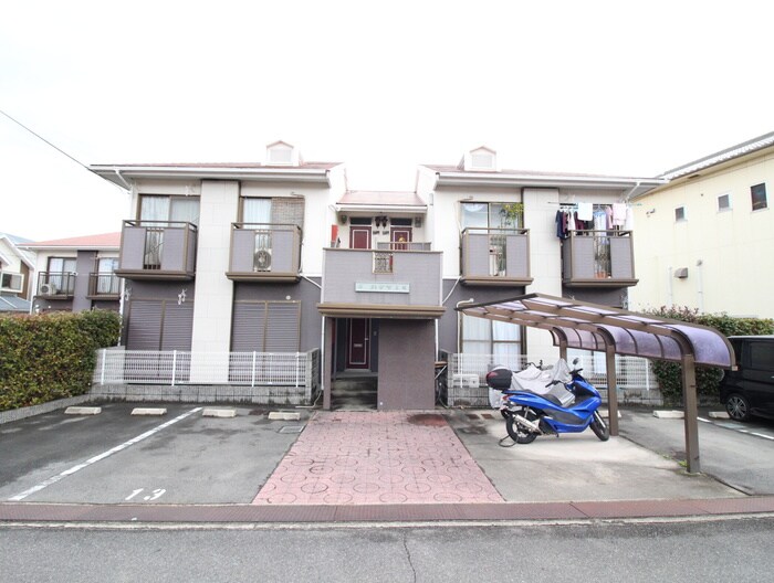 物件外観写真2　(外観写真)