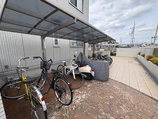 駐輪場