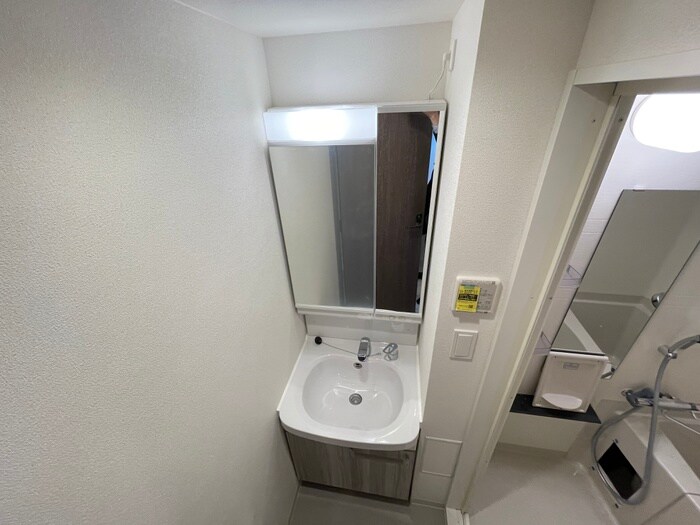 物件内観写真16　(洗面)