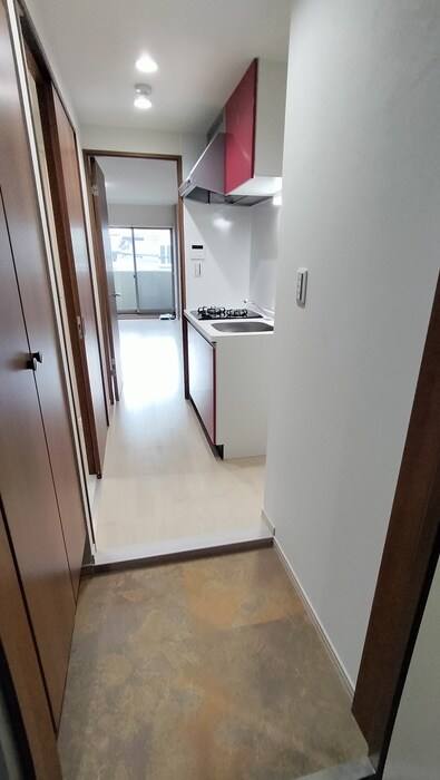 物件内観写真9　(玄関)