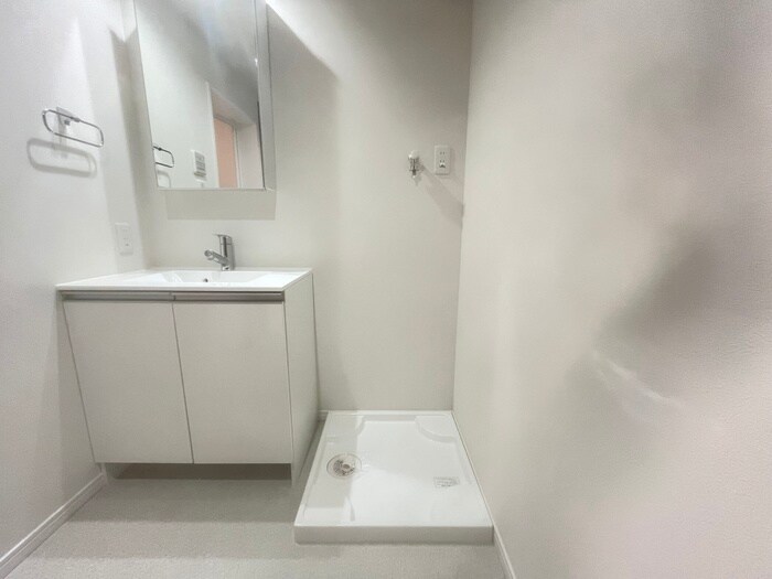 物件内観写真13　(洗濯機置場)