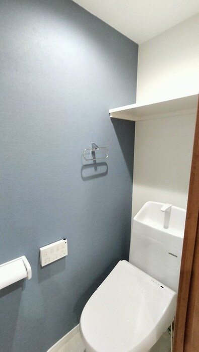 物件内観写真15　(トイレ)