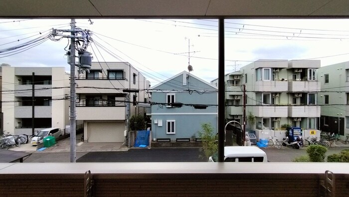 物件内観写真16　(室内からの展望)