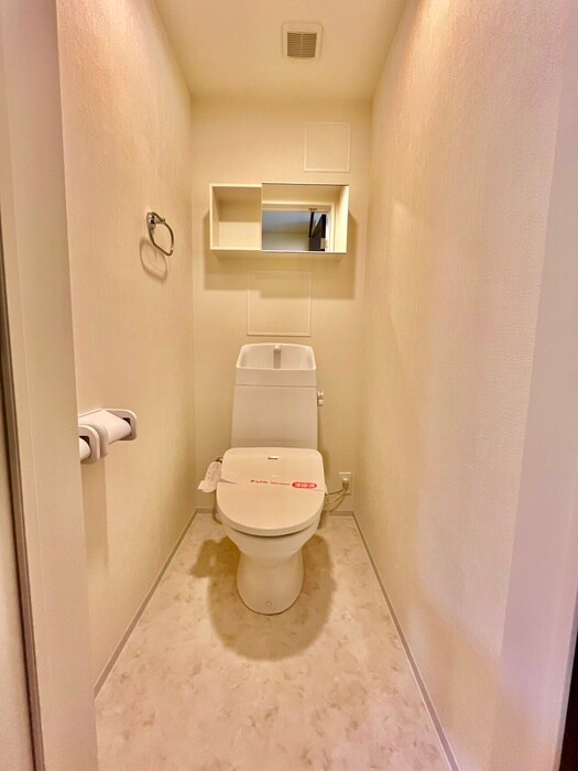 物件内観写真12　(トイレ)