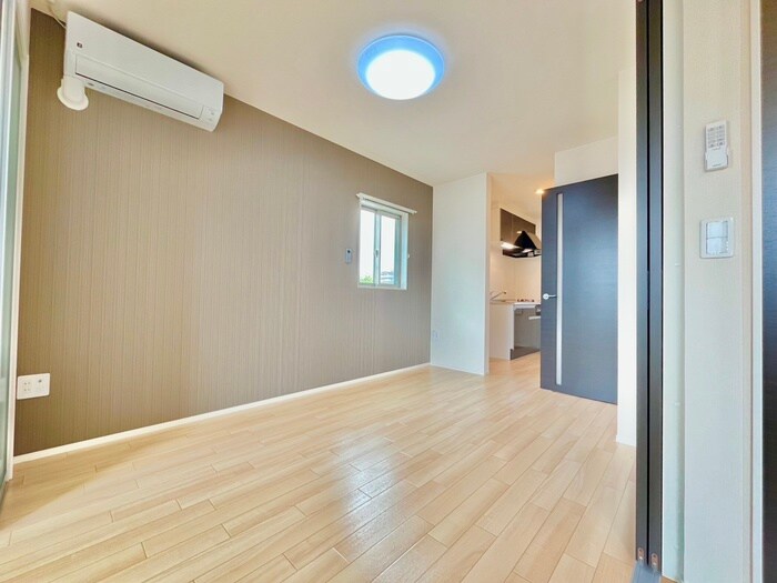 物件内観写真13　(居室)