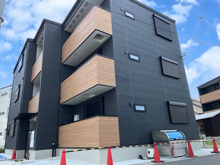 物件外観写真2　(外観写真)