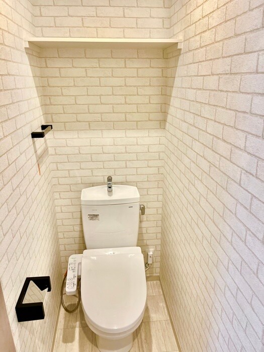 物件内観写真14　(トイレ)