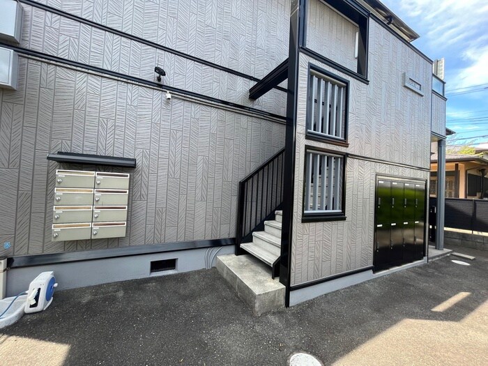 物件外観写真4　(建物設備)