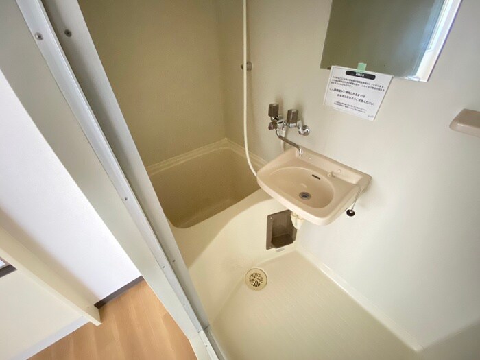 物件内観写真9　(バス／シャワールーム等)