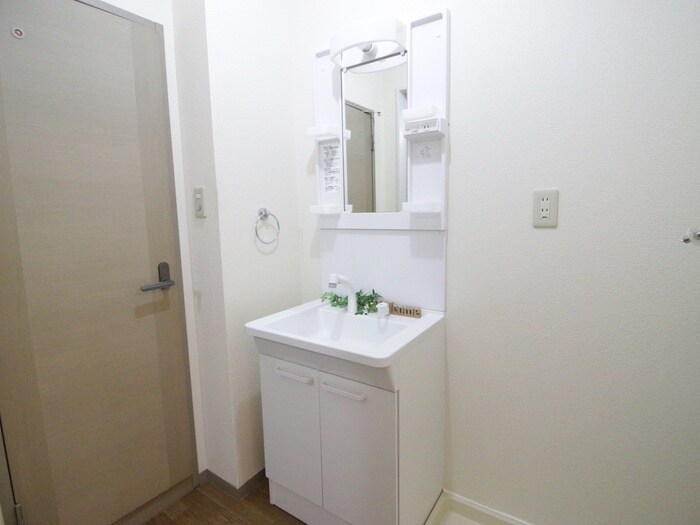 物件内観写真11　(洗面)