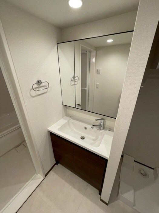 物件内観写真12　(洗面)