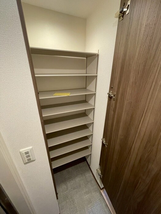 物件内観写真17　(靴箱)