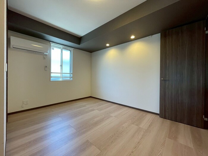 物件内観写真22　(居室)