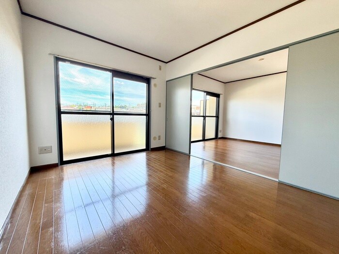 物件内観写真8　(居室)