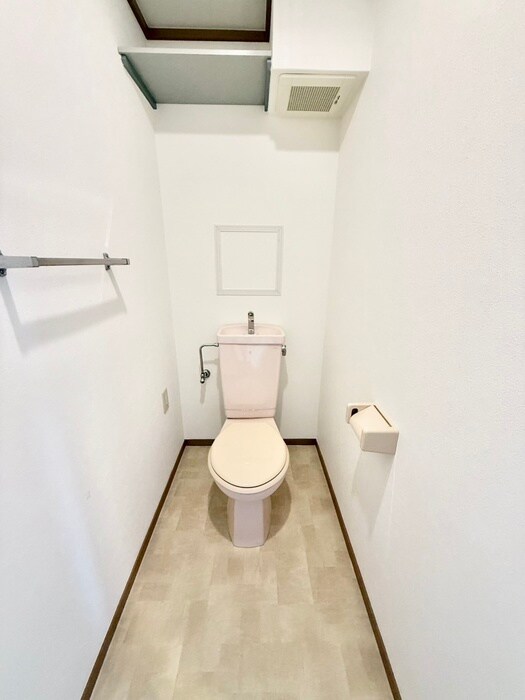 物件内観写真13　(トイレ)