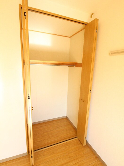 物件内観写真11　(収納)