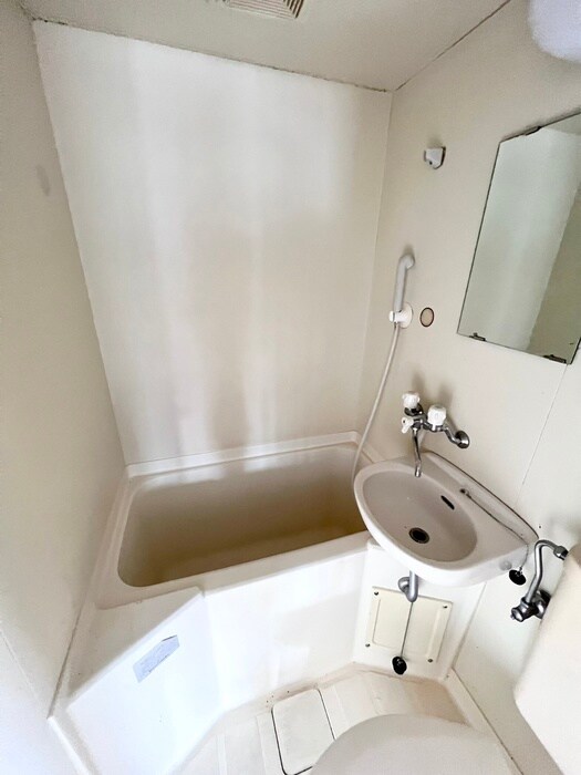 物件内観写真12　(バス／シャワールーム等)